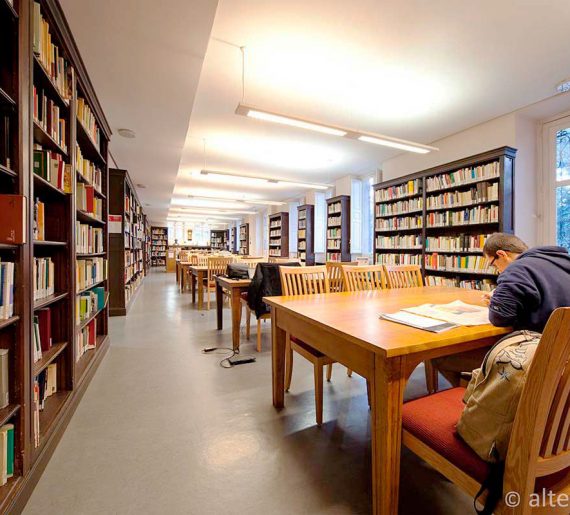 Biblioteca – Sala de lectura de Rafael Calvo