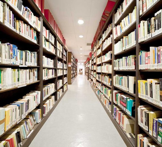 Biblioteca – Sala de lectura de Rafael Calvo