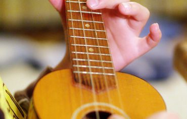 "ukulele" by strollers is licensed under CC BY-SA 2.0